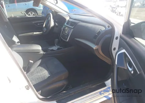 2016 Nissan Altima 2.5 S z USA, uszkodzony, nr VIN 1N4AL3AP7GC208402